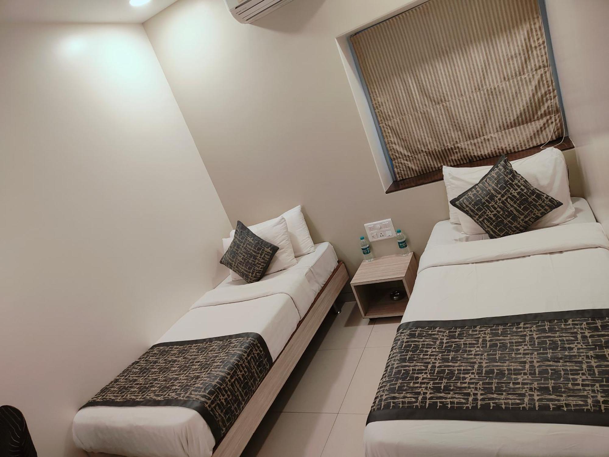 Apollo Guest House มุมไบ ภายนอก รูปภาพ