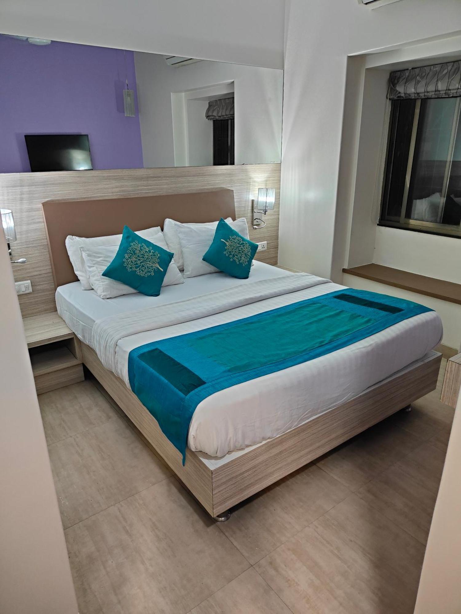 Apollo Guest House มุมไบ ภายนอก รูปภาพ